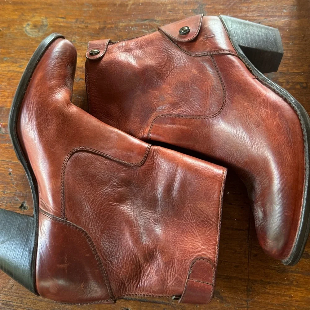 Frye Jackie heeled short boots size 8 - Picture 7 of 8